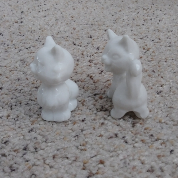 Cat porcelain figures - Picture 2 of 6